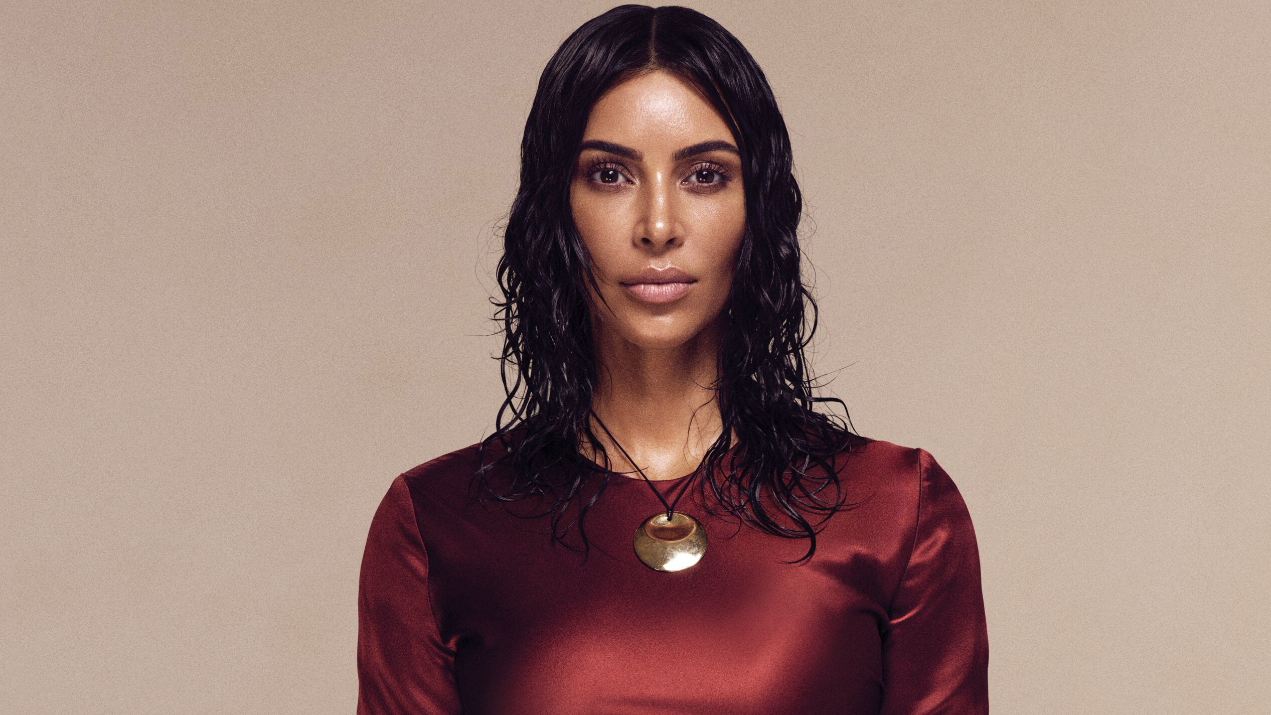 Kim Kardashian, Vogue shoot, 4K wallpapers, Stunning images, 2540x1430 HD Desktop