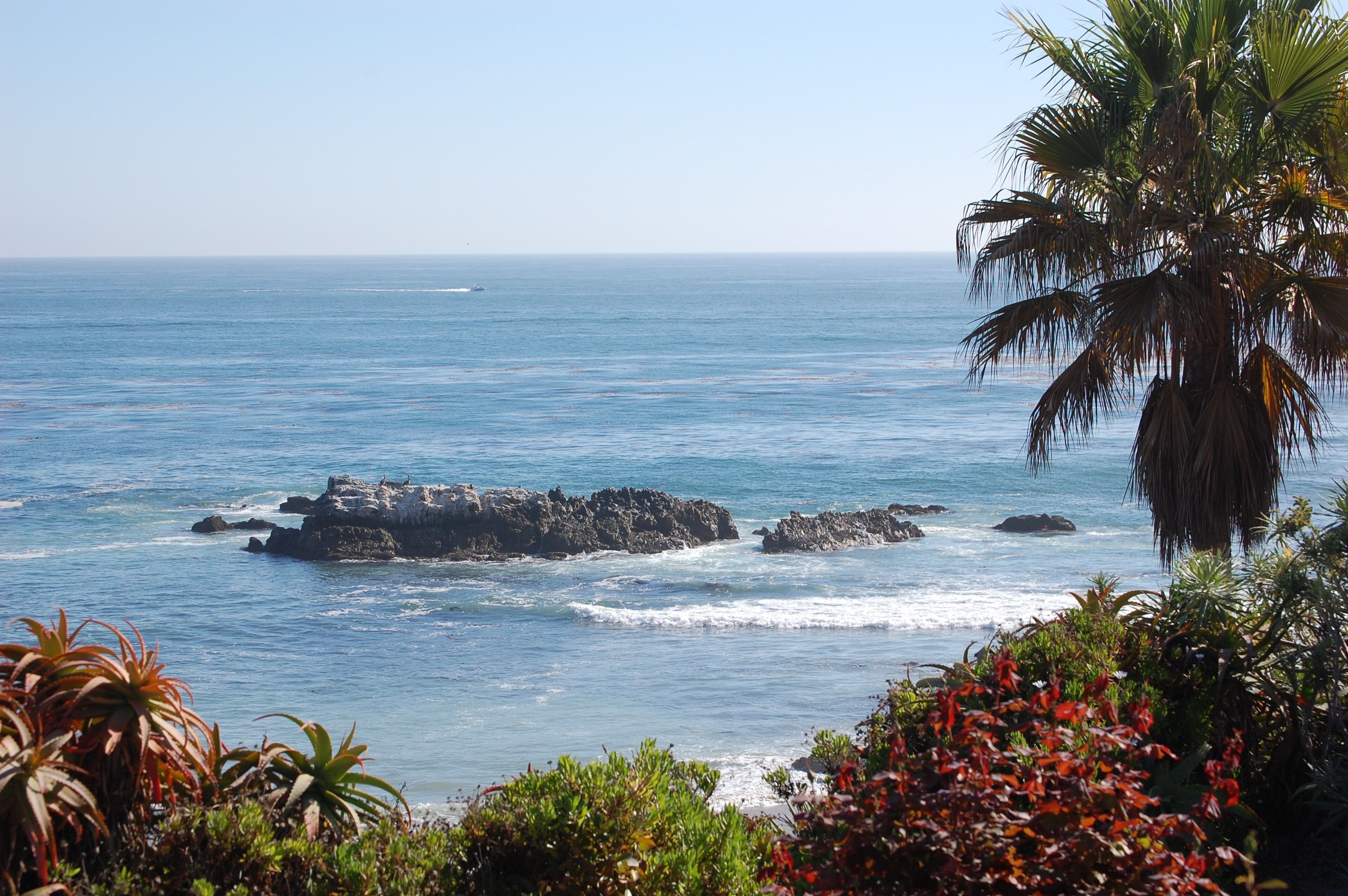 Laguna Beach, Gazebo wedding, Romantic venues, Memorable moments, 3010x2000 HD Desktop