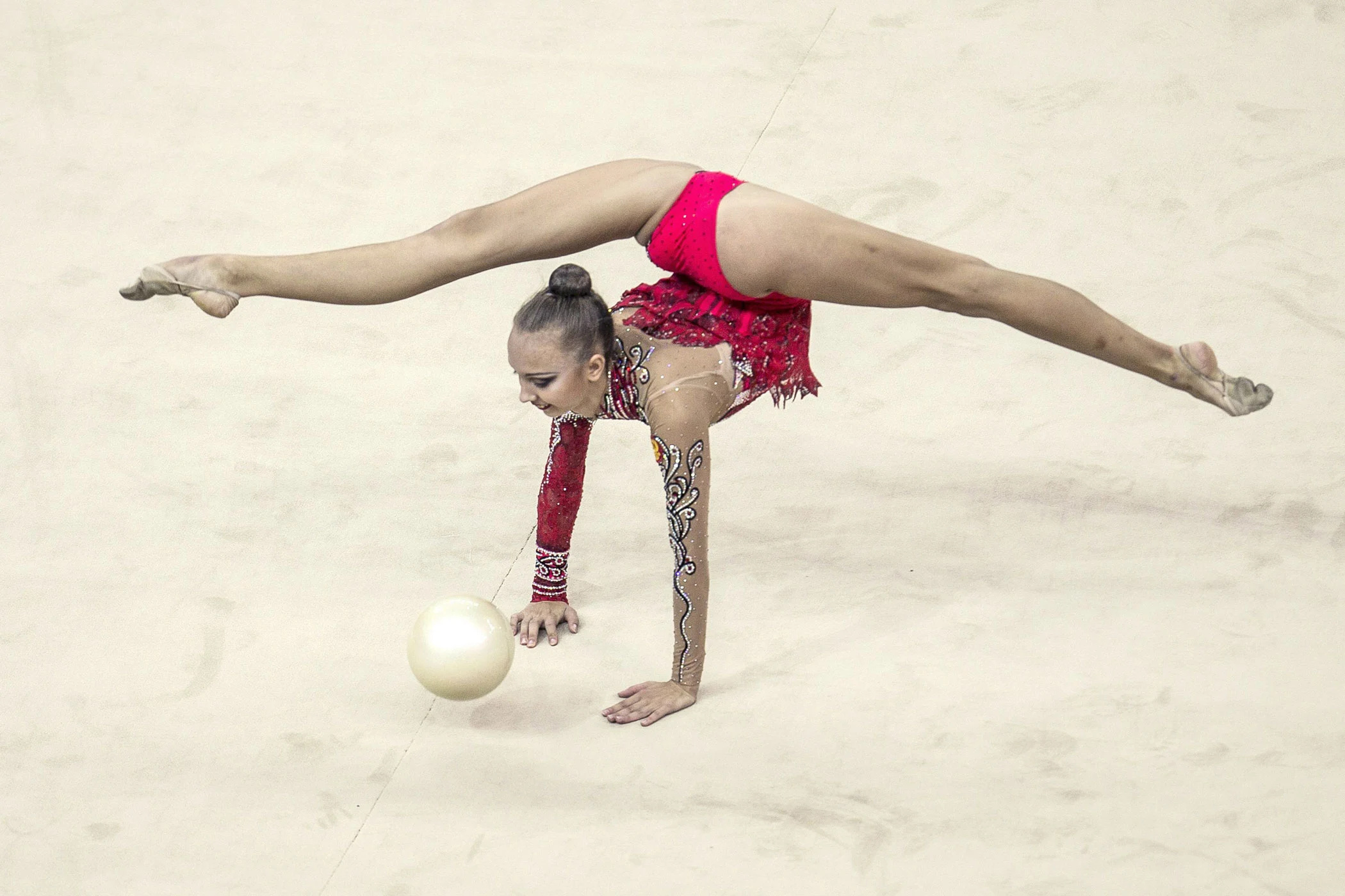 Ball, Rhythmic Gymnastics Wallpaper, 2100x1400 HD Desktop