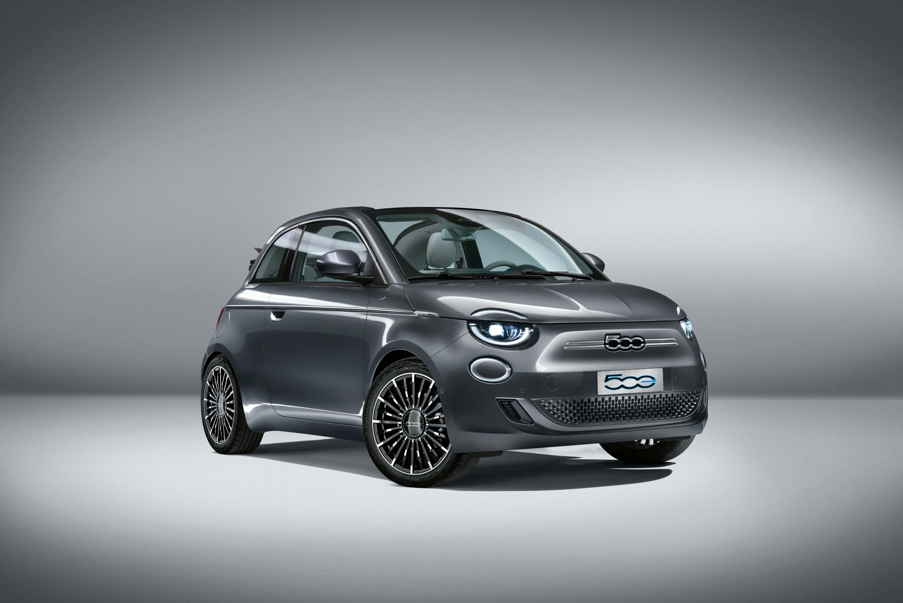 2020 Model, Fiat 500E Wallpaper, 3080x2060 HD Desktop