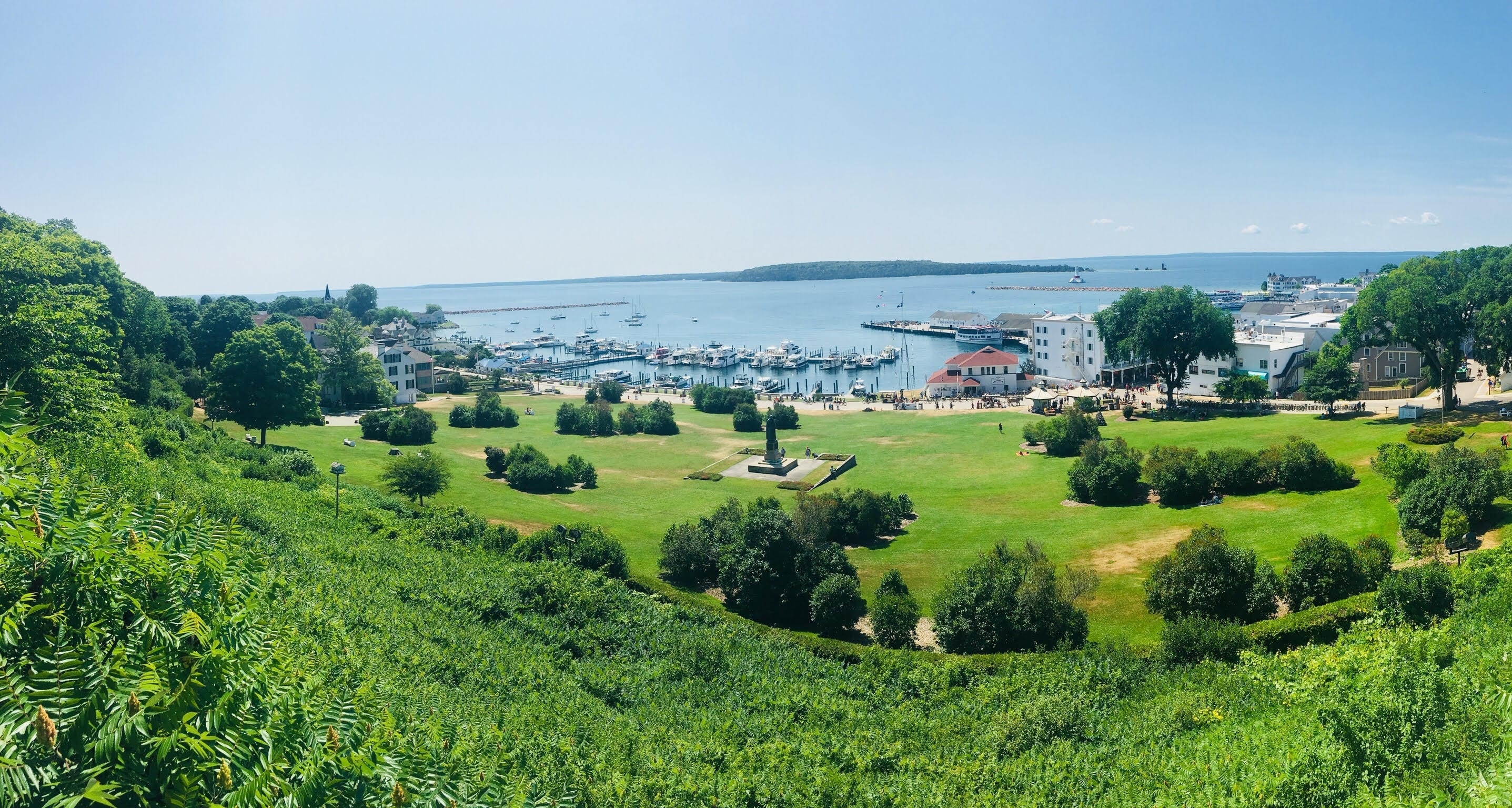 Mackinac Island living, Island community, Healthy lifestyle, Nature's paradise, 2880x1540 HD Desktop