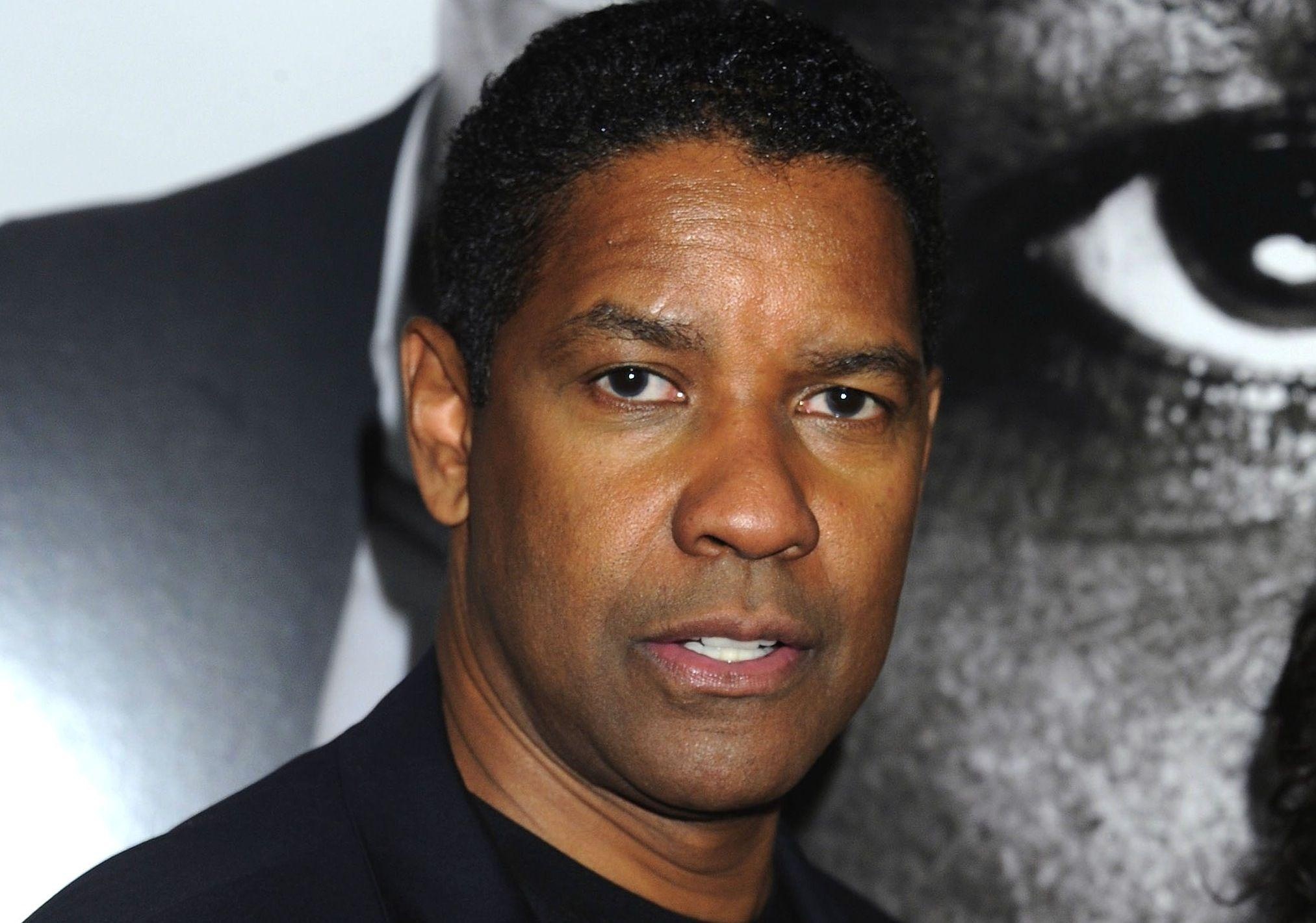 Denzel Washington, Celeb wallpapers, Screen idol, Famous actor, 2030x1430 HD Desktop