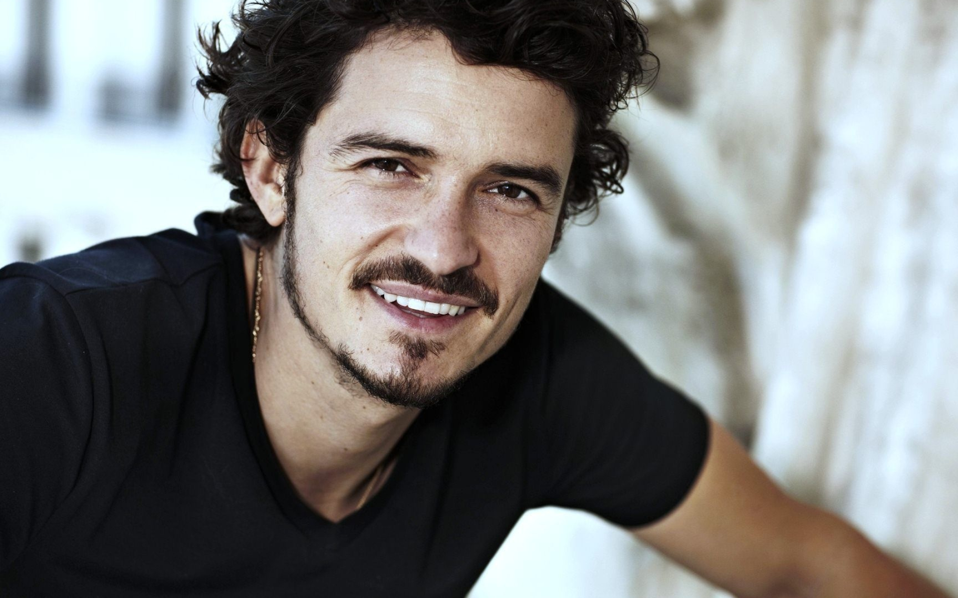 Orlando Bloom, Wallpaper, Celebrity picture, Visual delight, 1920x1200 HD Desktop