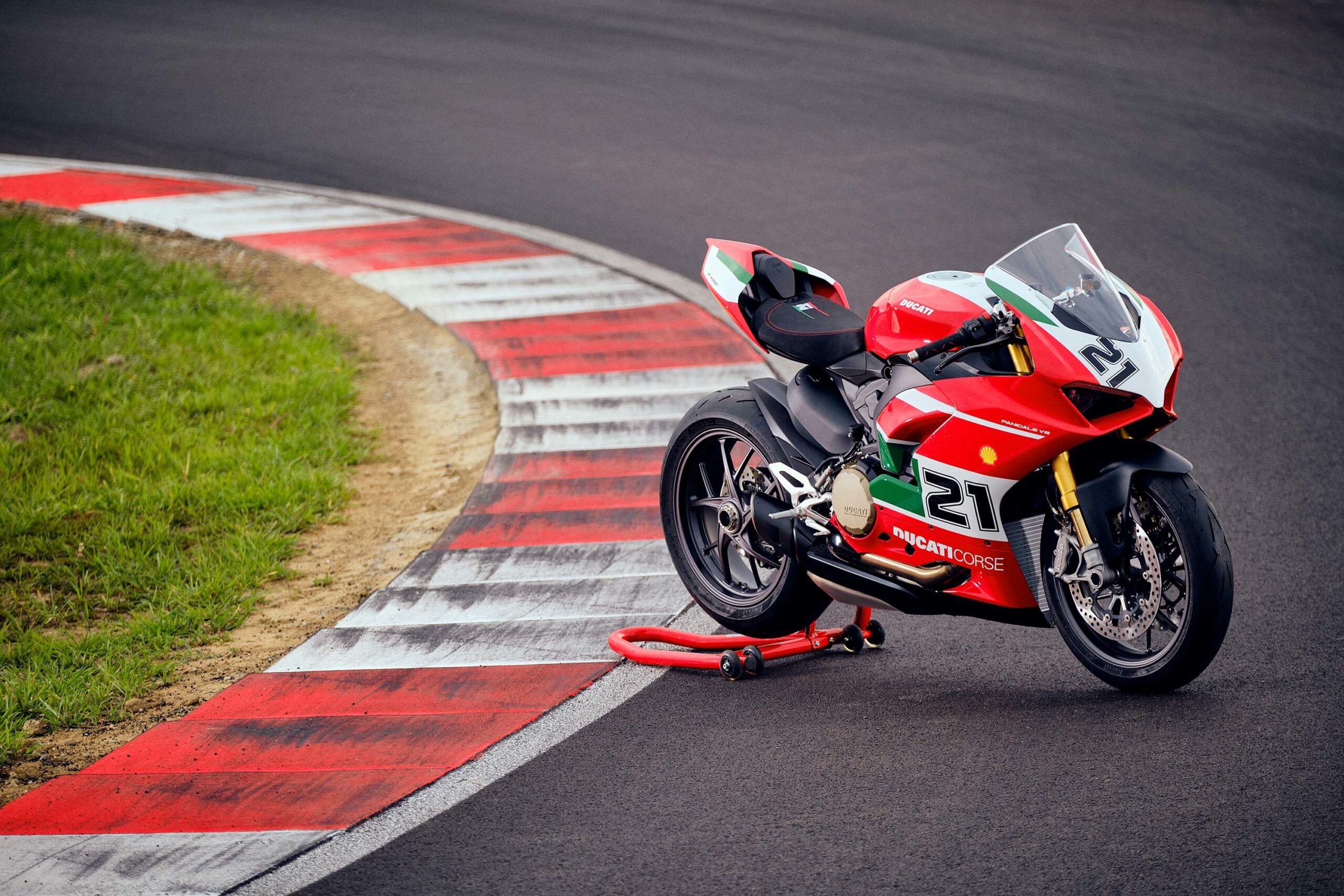 Bayliss Edition, Ducati Panigale V2 Wallpaper, 2560x1710 HD Desktop