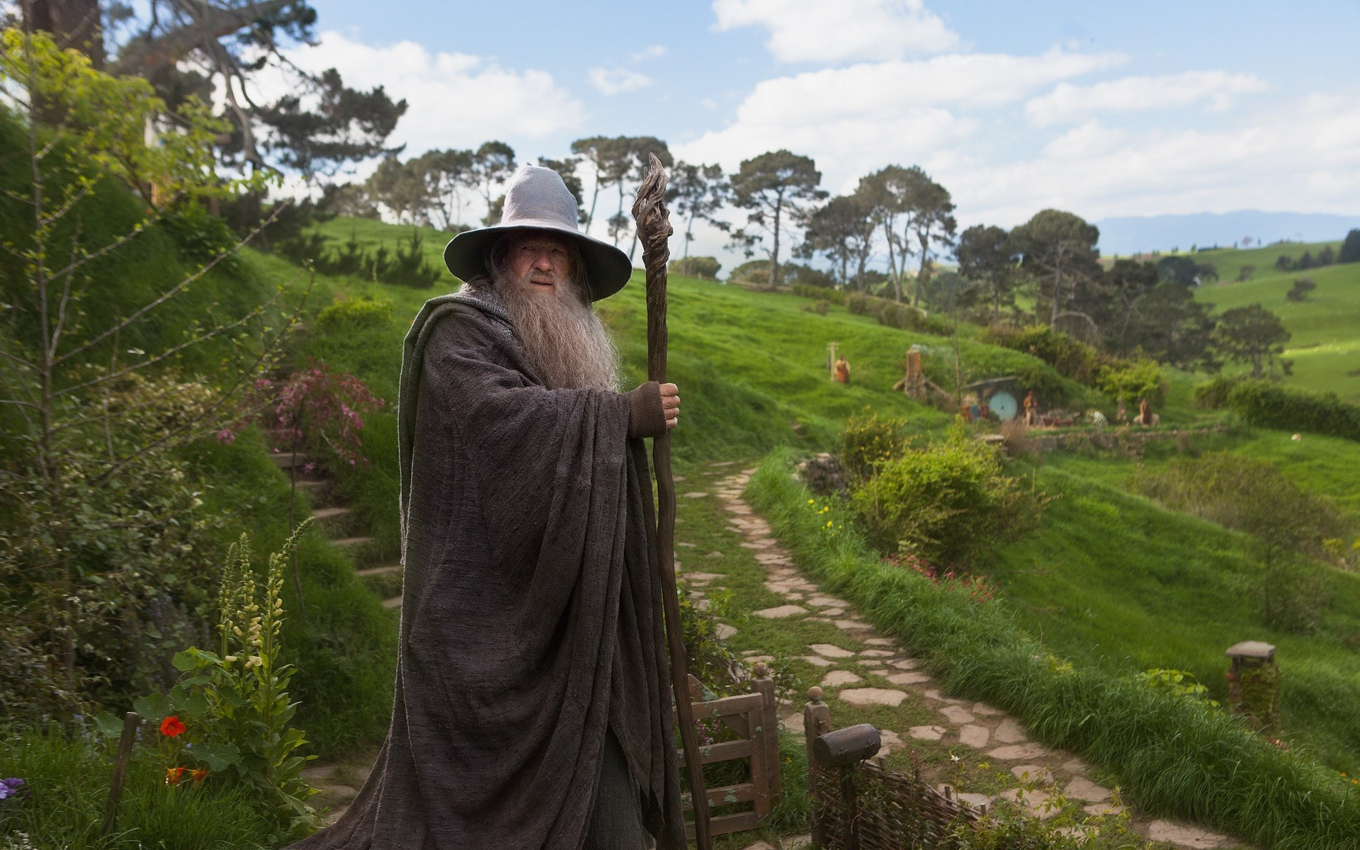 Hobbiton, Gandalf the White Wallpaper, 1920x1200 HD Desktop