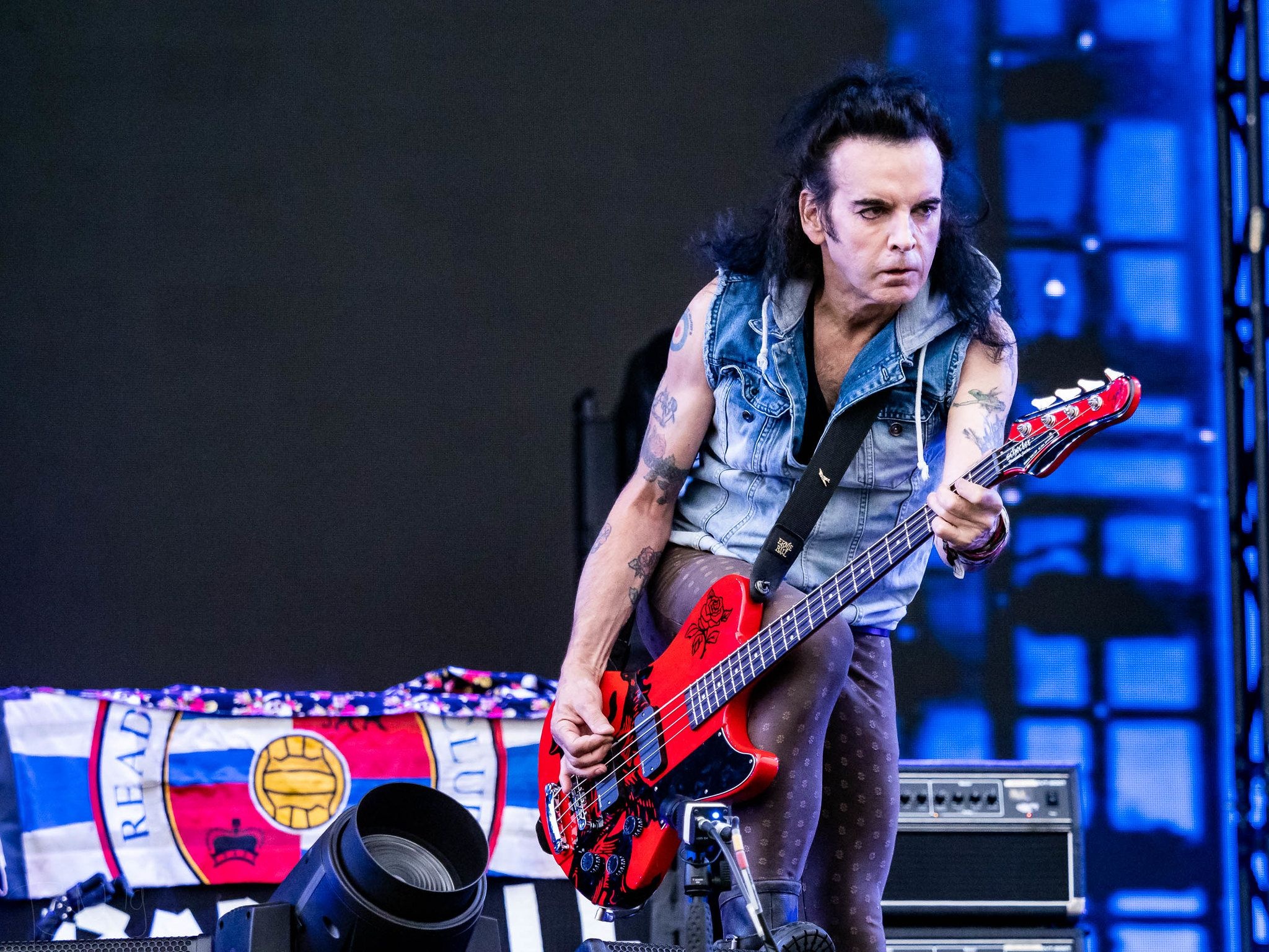 Simon Gallup, The Cure, Pinkpop 2019, Live performance, 2050x1540 HD Desktop