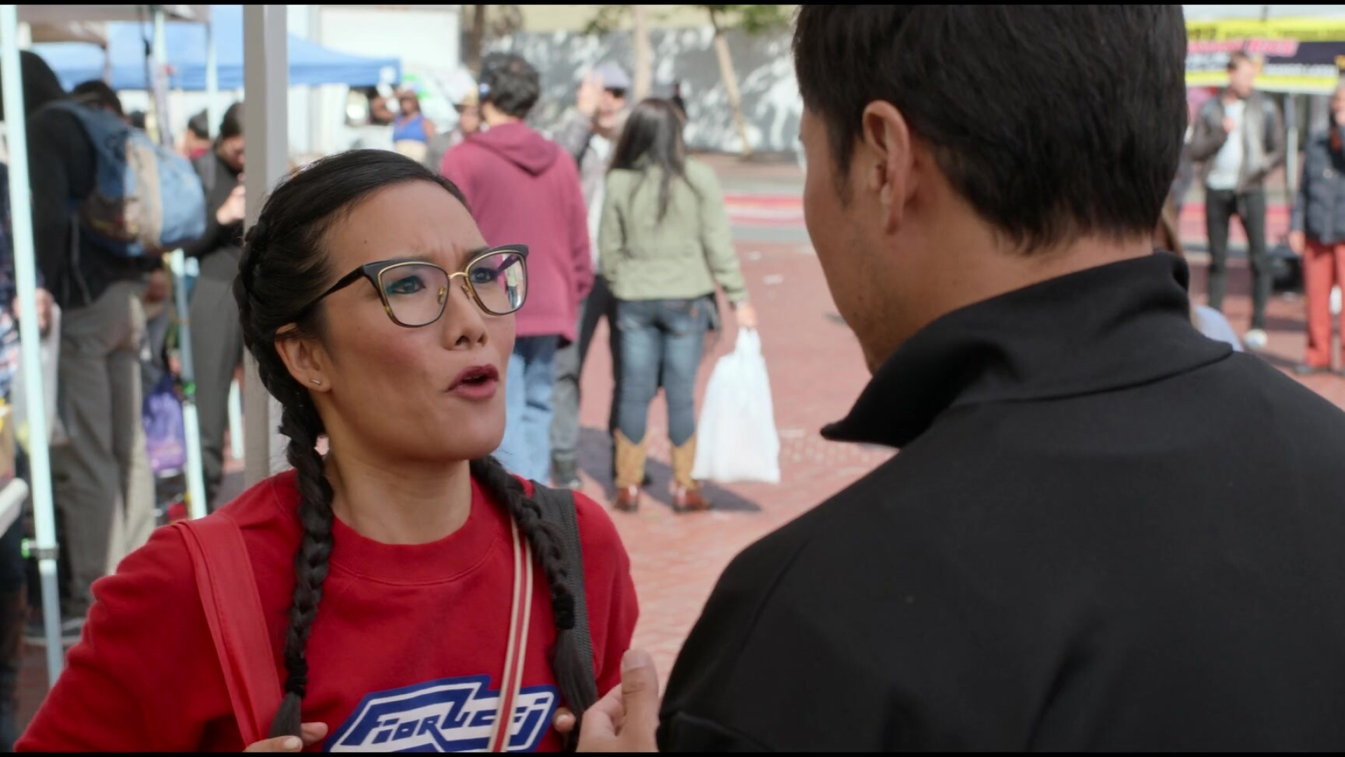 Ali Wong, Fiorucci sweatshirt, 1920x1080 Full HD Desktop