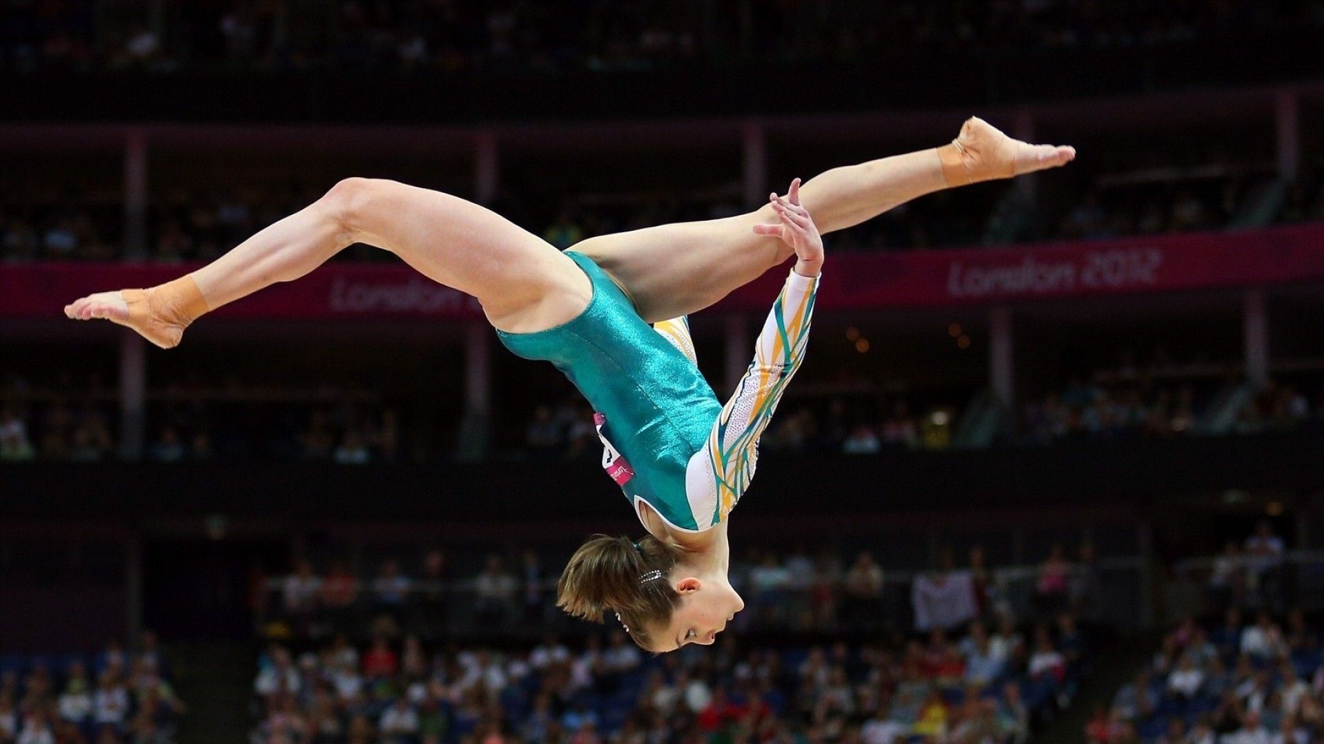 Gymnastic women, Powerful performances, Dynamic routines, Impressive skill, 1920x1080 Full HD Desktop