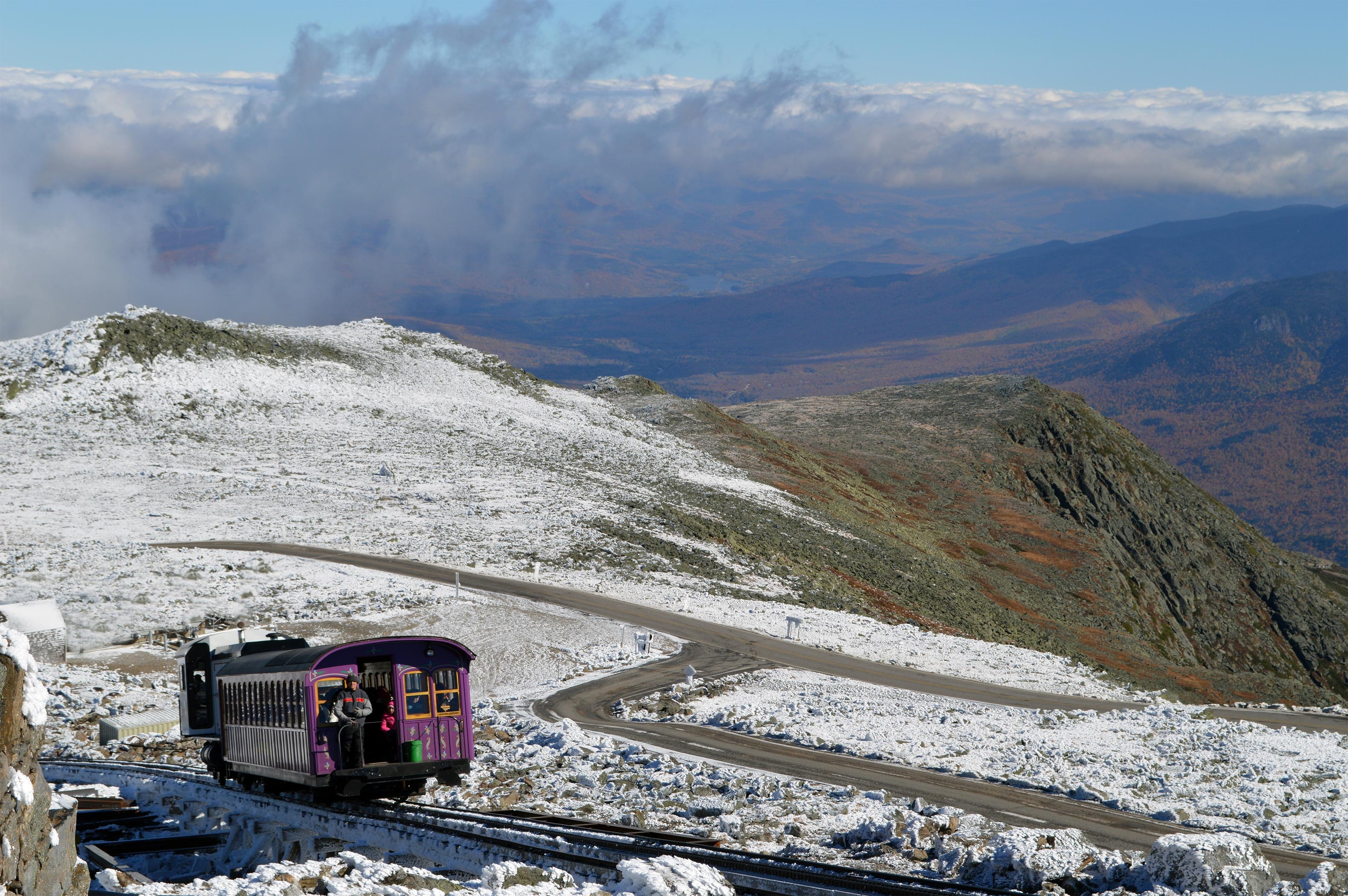 Mount Washington Cog Railway, Peak hotel, Historic celebration, Cog railway anniversary, 3160x2100 HD Desktop