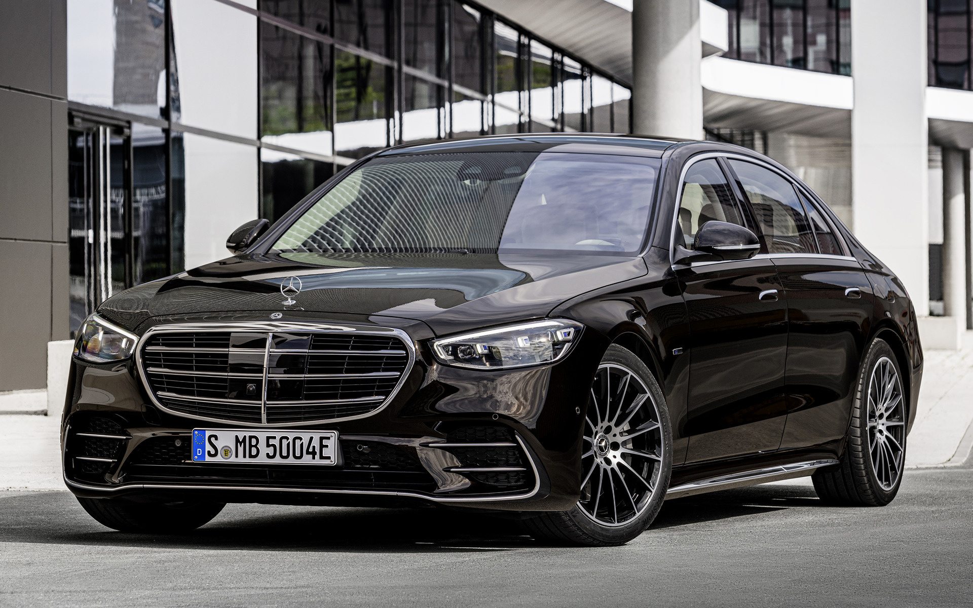 Mercedes-Benz S-Class, Luxury sedan, Elegant design, Cutting-edge technology, 1920x1200 HD Desktop