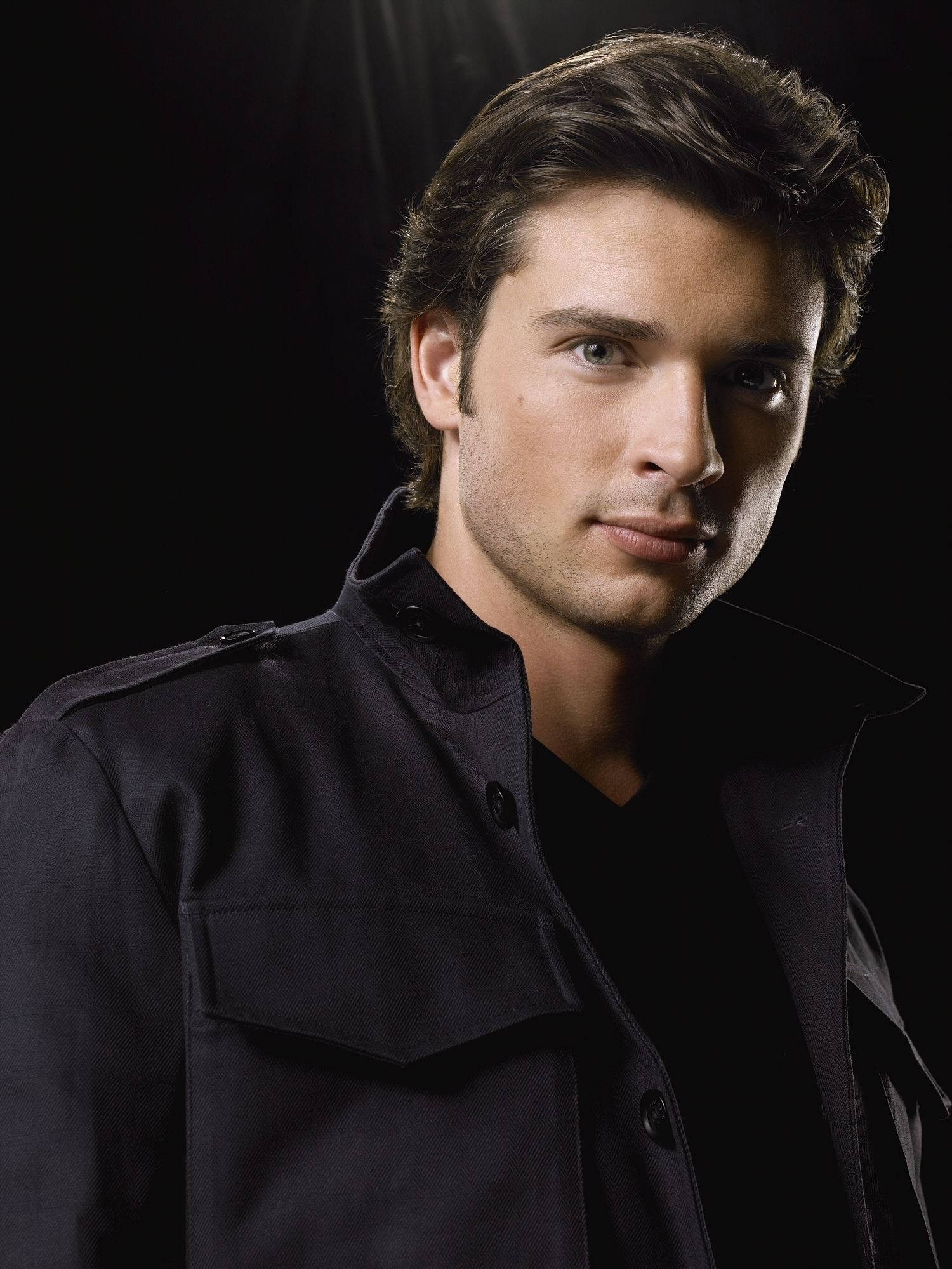 Hottest actors photo, Tom Welling fan, Smallville's heartthrob, Irresistible charm, 1500x2000 HD Phone